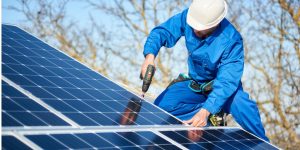 Installation Maintenance Panneaux Solaires Photovoltaïques à Cladech